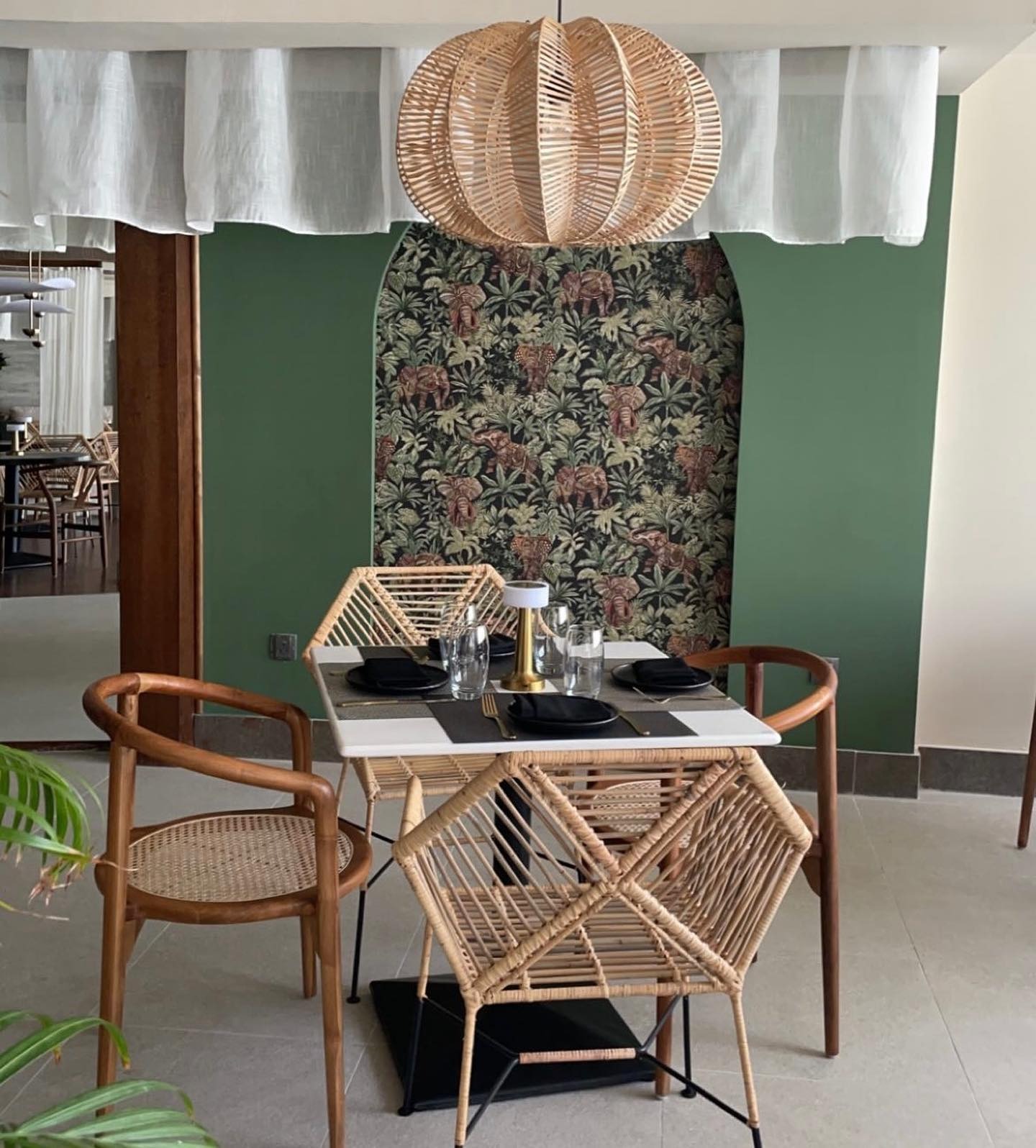 Thai Gallery Restaurant